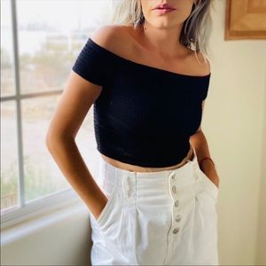 Last day! Closing closet ! Guess Off Shoulder Tank Top